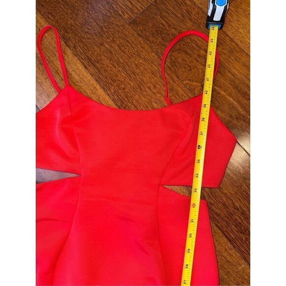 ASOS DESIGN Midi Structured Dress with Cut Out Side Detail and Slit Sz UK 10, US - Picture 4 of 11